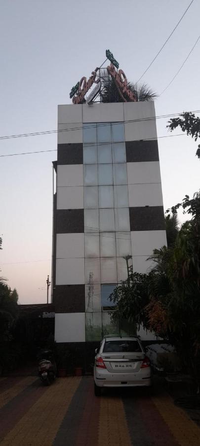 Hotel Shalimar Executive, Uran Islampur Peth  ภายนอก รูปภาพ