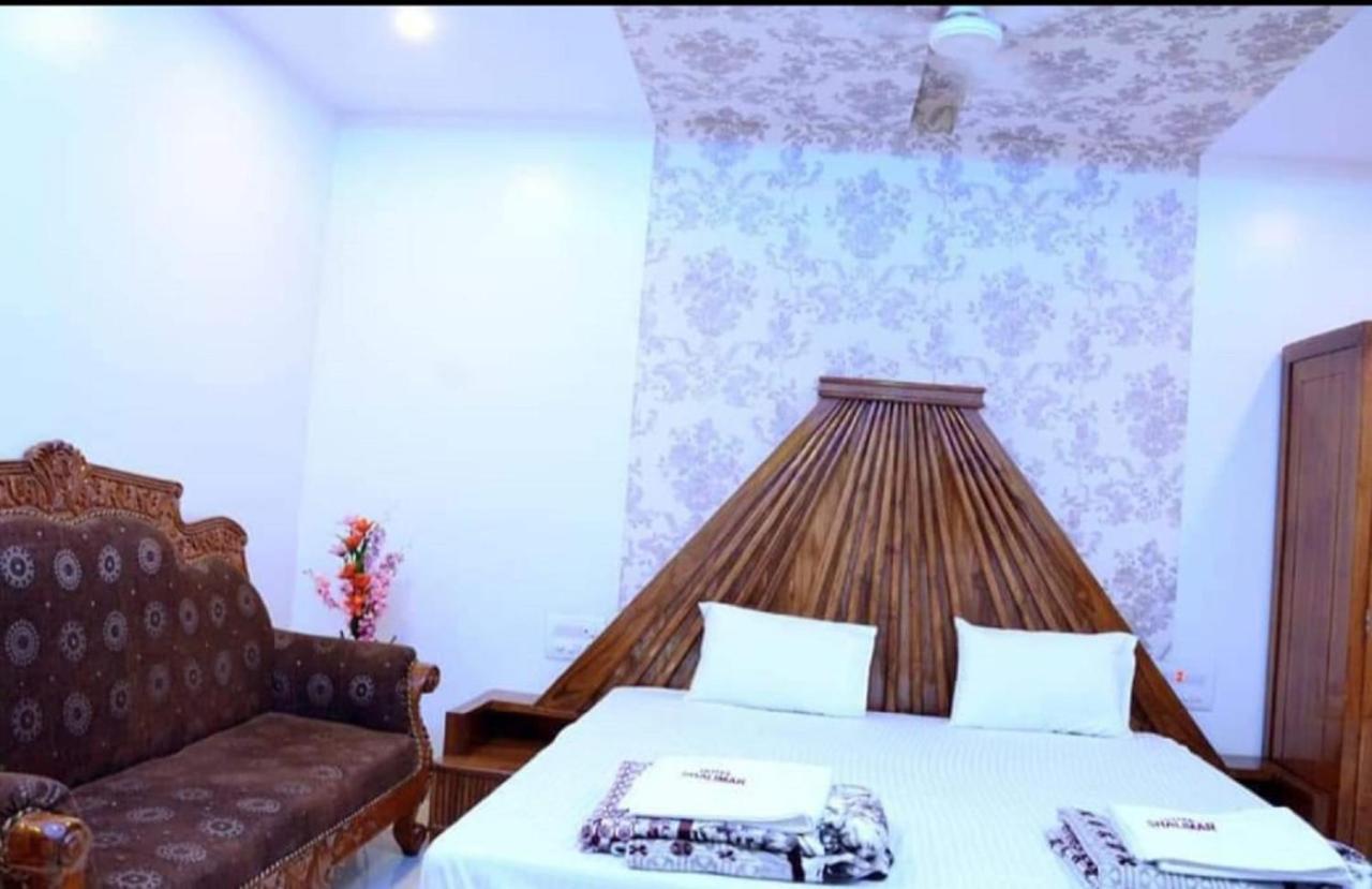 Hotel Shalimar Executive, Uran Islampur Peth  ภายนอก รูปภาพ